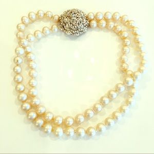 VTG VENDOME DOUBLE STRAND PEARL NECKLACE